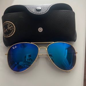 Blue ray bans aviators